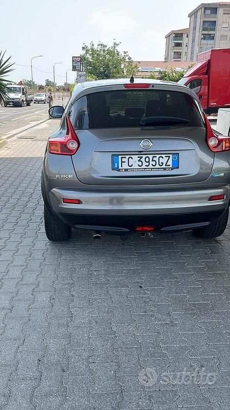 Usata Nissan Juke 110 CV (80 kW) 2013 Grigio SUV
