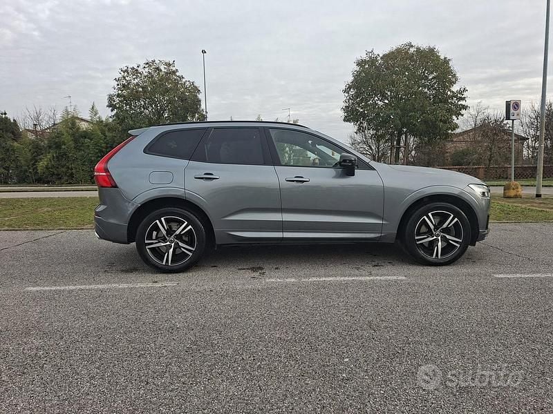 Usata Volvo XC60 R-Design 2021 Grigio SUV