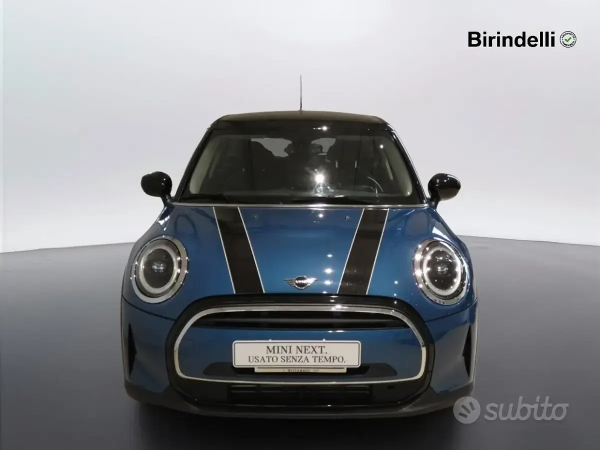 Usata Mini Cooper Classic 136 CV (100 kW) 2022 Blu Utilitaria