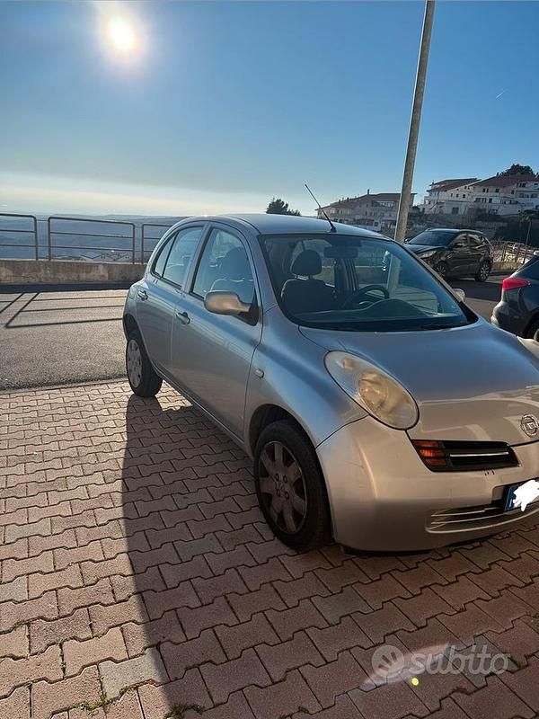 Usata Nissan Micra Acenta 80 CV (58 kW) 2005 Grigio Berlina