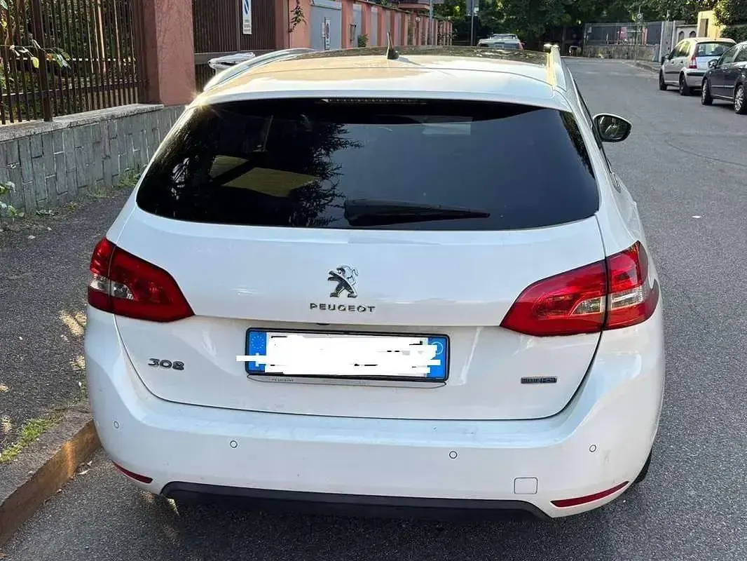 Usata Peugeot 308 Allure 120 CV (88 kW) 2016 Bianco Station wagon