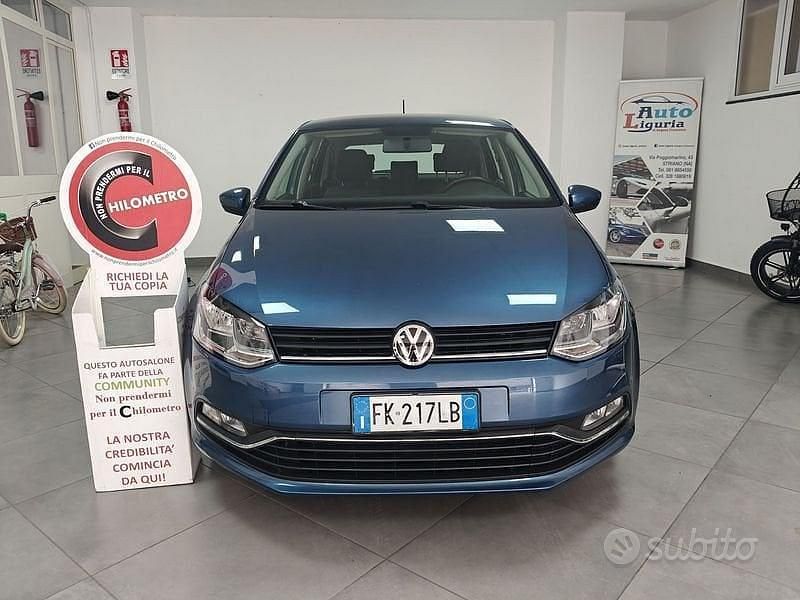 Usata VW Polo Comfortline 75 CV (55 kW) 2016 Blu Berlina