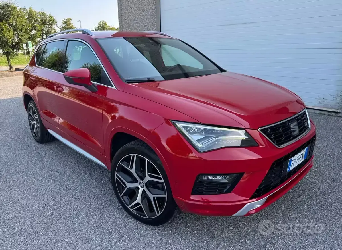 Usata Seat Ateca 4Drive 190 CV (139 kW) 2018 Rosso SUV