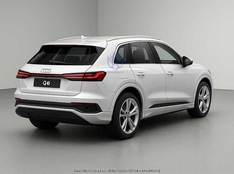 Usata Audi Q6 e-tron S-Line 185 kW (252 CV) 2025 Bianco SUV
