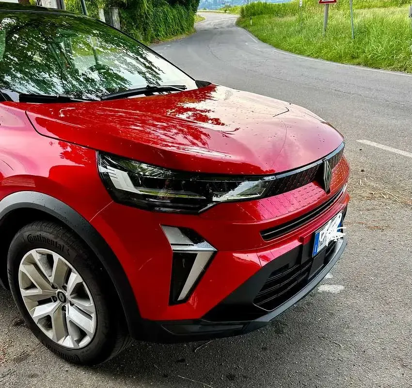 Usata Renault Captur Evolution 101 CV (74 kW) 2025 Rosso SUV