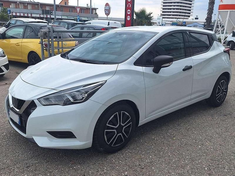 Usata Nissan Micra Acenta 92 CV (67 kW) 2021 Bianco Utilitaria