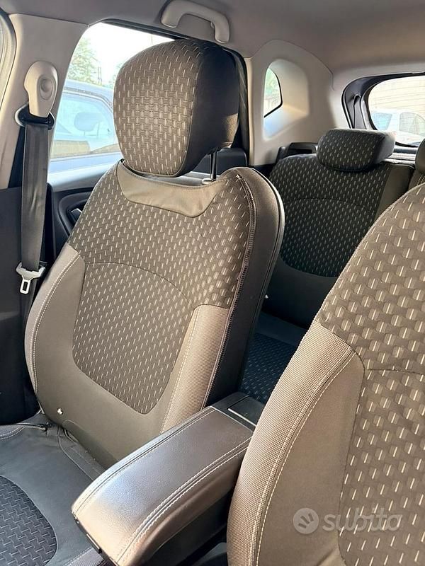 Occasion Renault Captur 90 ch (66 kW) 2017 Gris SUV