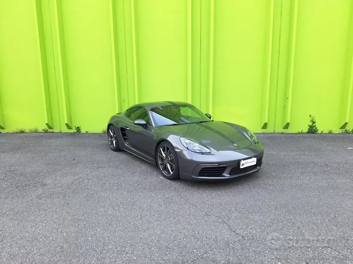 Usata Porsche 718 Cayman Sport 300 CV (220 kW) 2018 Grigio Coupé