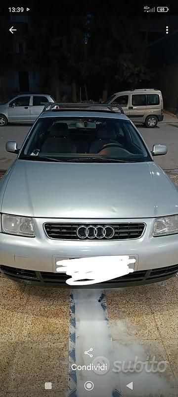 Grigio Usata 1998 Audi A3 Tre volumi | 1000 € (Ottimo prezzo) - Immagine 1/4
