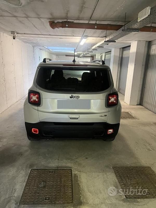 Usata Jeep Renegade 120 CV (88 kW) 2019 Grigio SUV