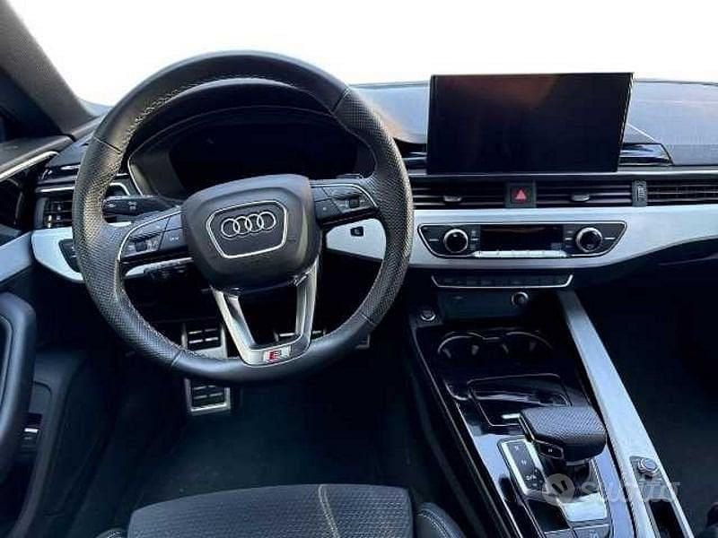 Usata Audi A5 Sportback S-Line 163 CV (119 kW) 2024 Nero Utilitaria