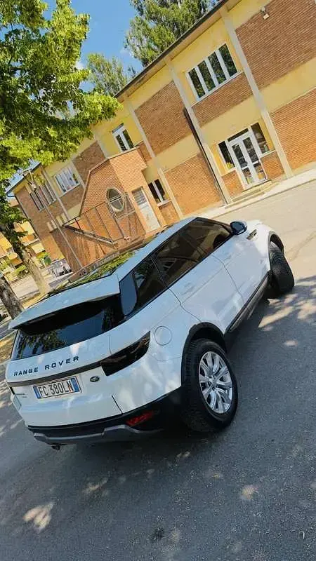 Usata Land Rover Range Rover evoque SE Dynamic 150 CV (110 kW) 2016 SUV