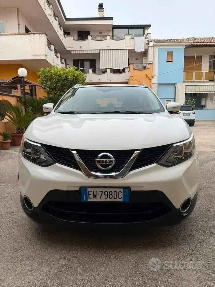 Usata Nissan Qashqai 110 CV (80 kW) 2014 Bianco SUV