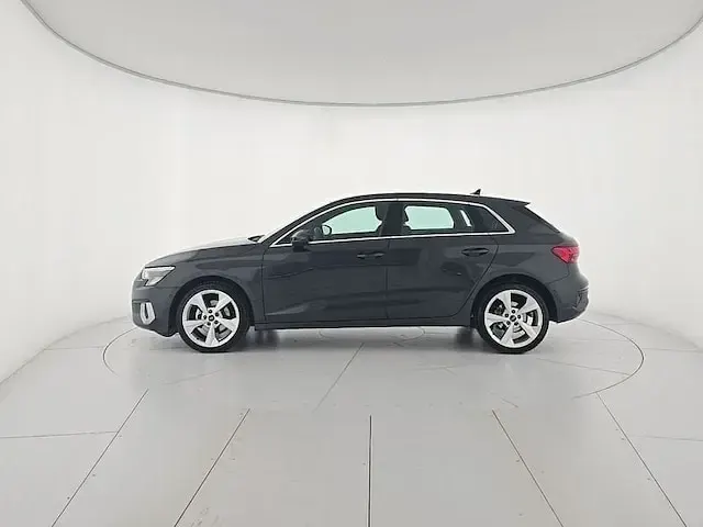 Usata Audi A3 Advanced 150 CV (110 kW) 2023 Grigio Berlina