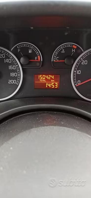 Usata Fiat Punto 77 CV (56 kW) 2009 Utilitaria