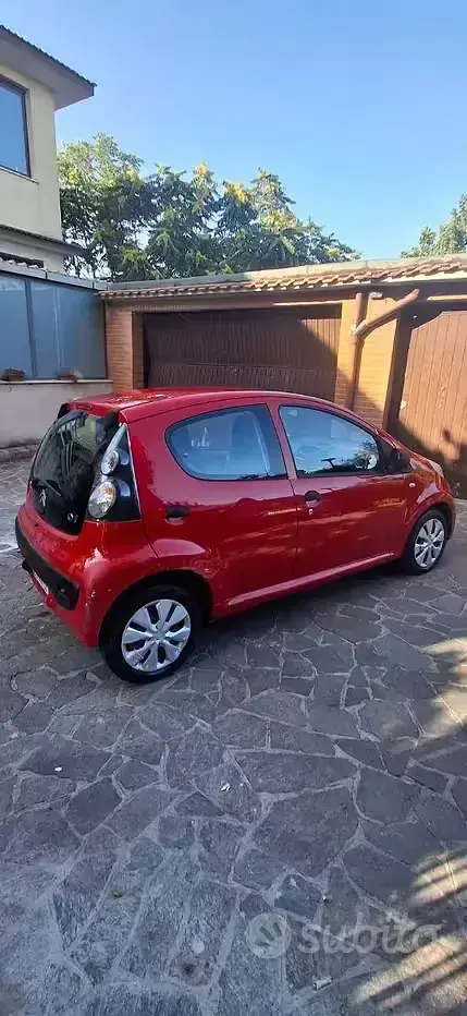 Usata Citroën C1 68 CV (50 kW) 2010 Rosso Utilitaria