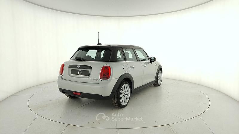 Usata Mini Cooper Clubman Business 116 CV (85 kW) 2019 Gray Station wagon