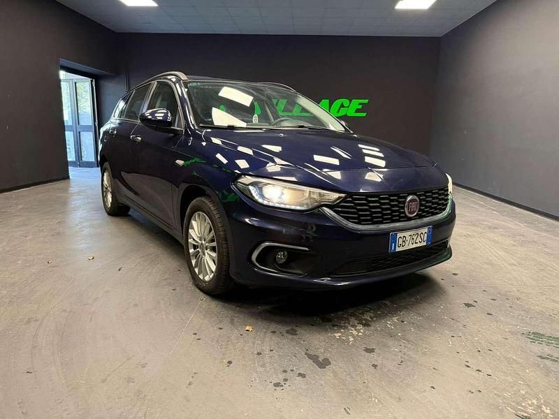 Usata Fiat Tipo Lounge 120 CV (88 kW) 2020 Blu/azzurro Station wagon