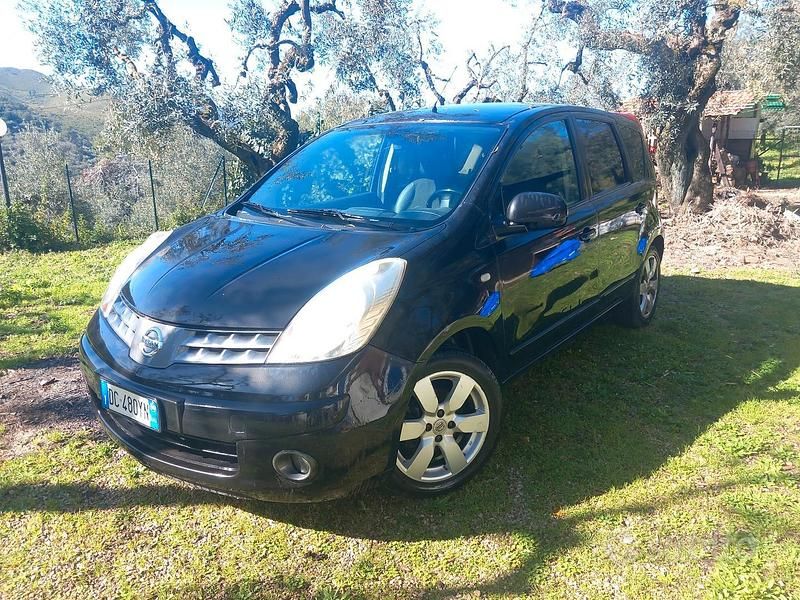 Usata Nissan Note 86 CV (63 kW) 2006 Utilitaria