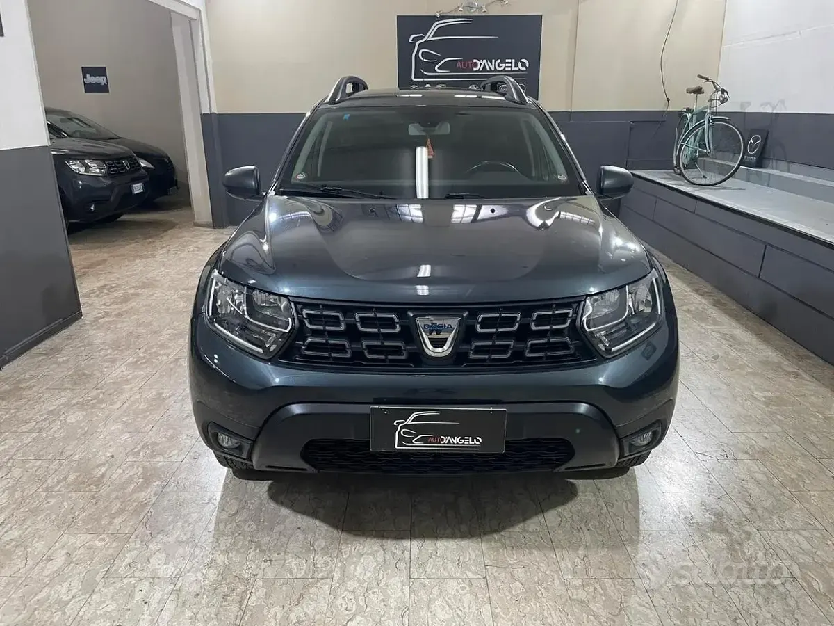 Usata Dacia Duster Prestige 116 CV (85 kW) 2019 Grigio SUV