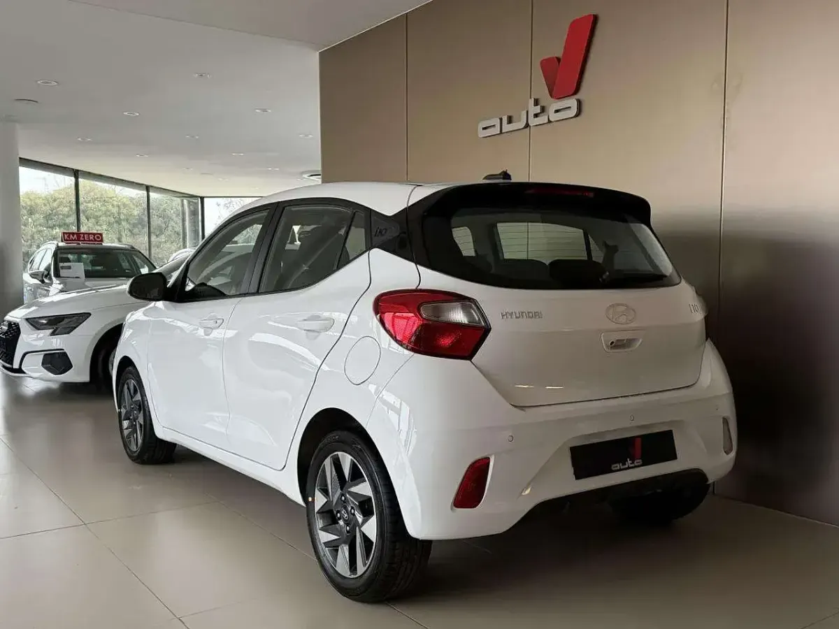 Nuova Hyundai i10 63 CV (46 kW) 2025 Bianco Utilitaria