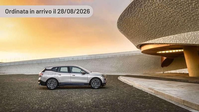 Nuova BMW iX Efficient Dynamics 189 kW (258 CV) 2025 Argento SUV