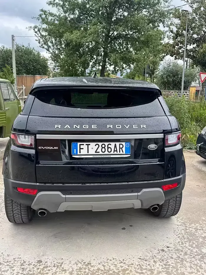Usata Land Rover Range Rover evoque Pure 150 CV (110 kW) 2018 Nero Station wagon
