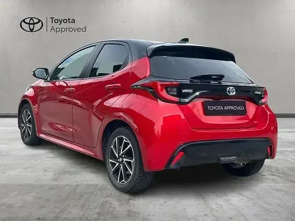 Usata Toyota Yaris Hybrid Style 116 CV (85 kW) 2022 Rosso Berlina