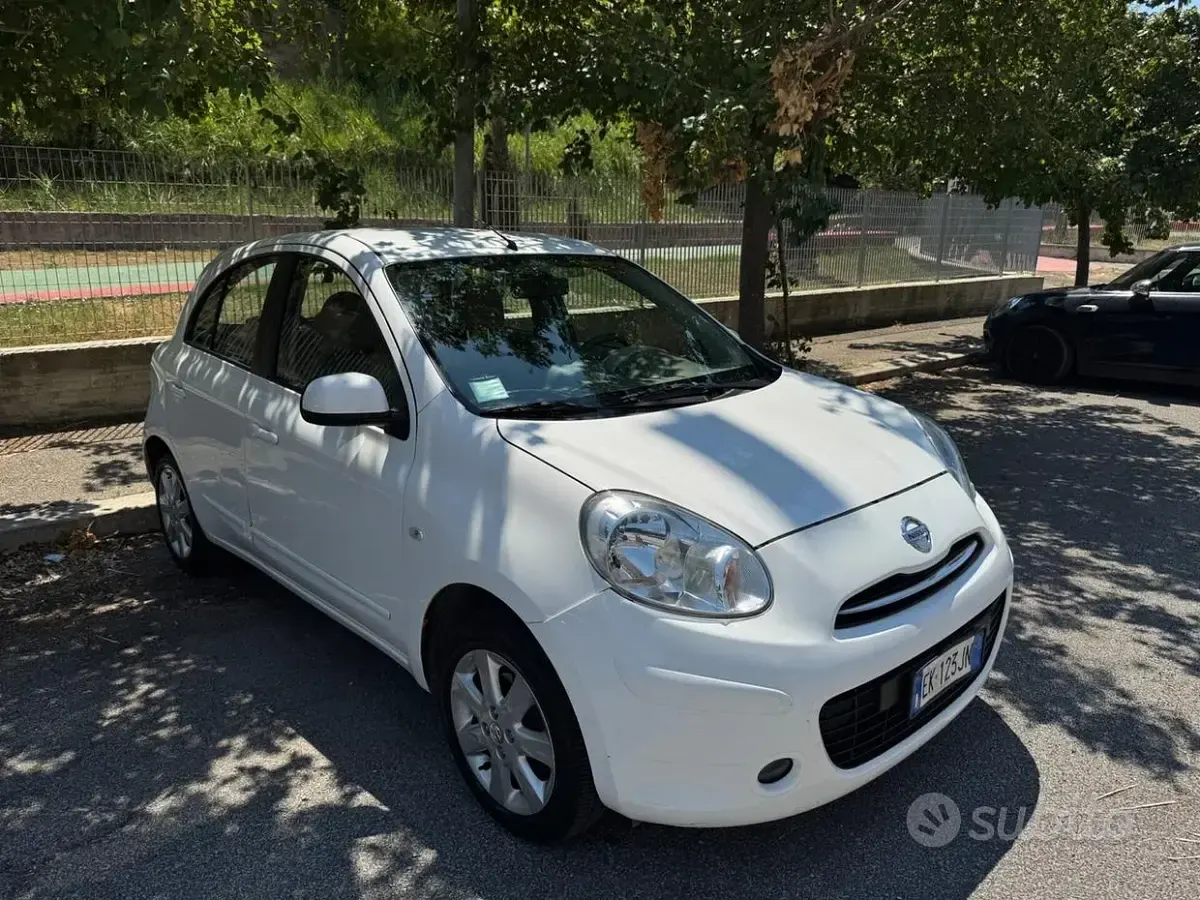 Usata Nissan Micra 80 CV (58 kW) 2011 Bianco Utilitaria