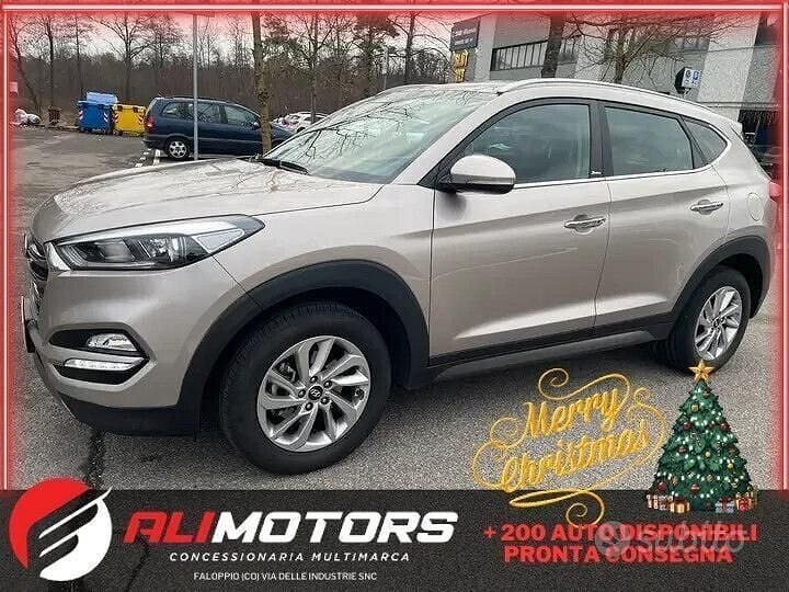 Grigio Usata 2016 Hyundai Tucson SUV | 13.490 € (Ottimo prezzo) - Immagine 1/4
