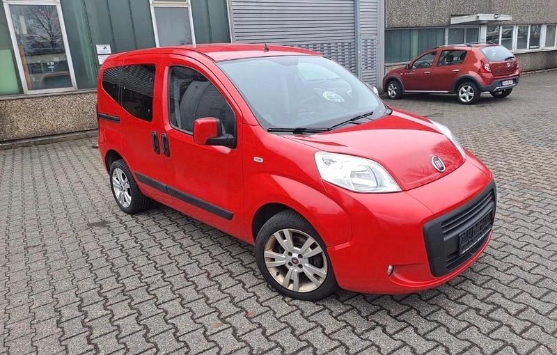 Usata Fiat Qubo Trekking 95 CV (69 kW) 2015 Rosso Monovolume