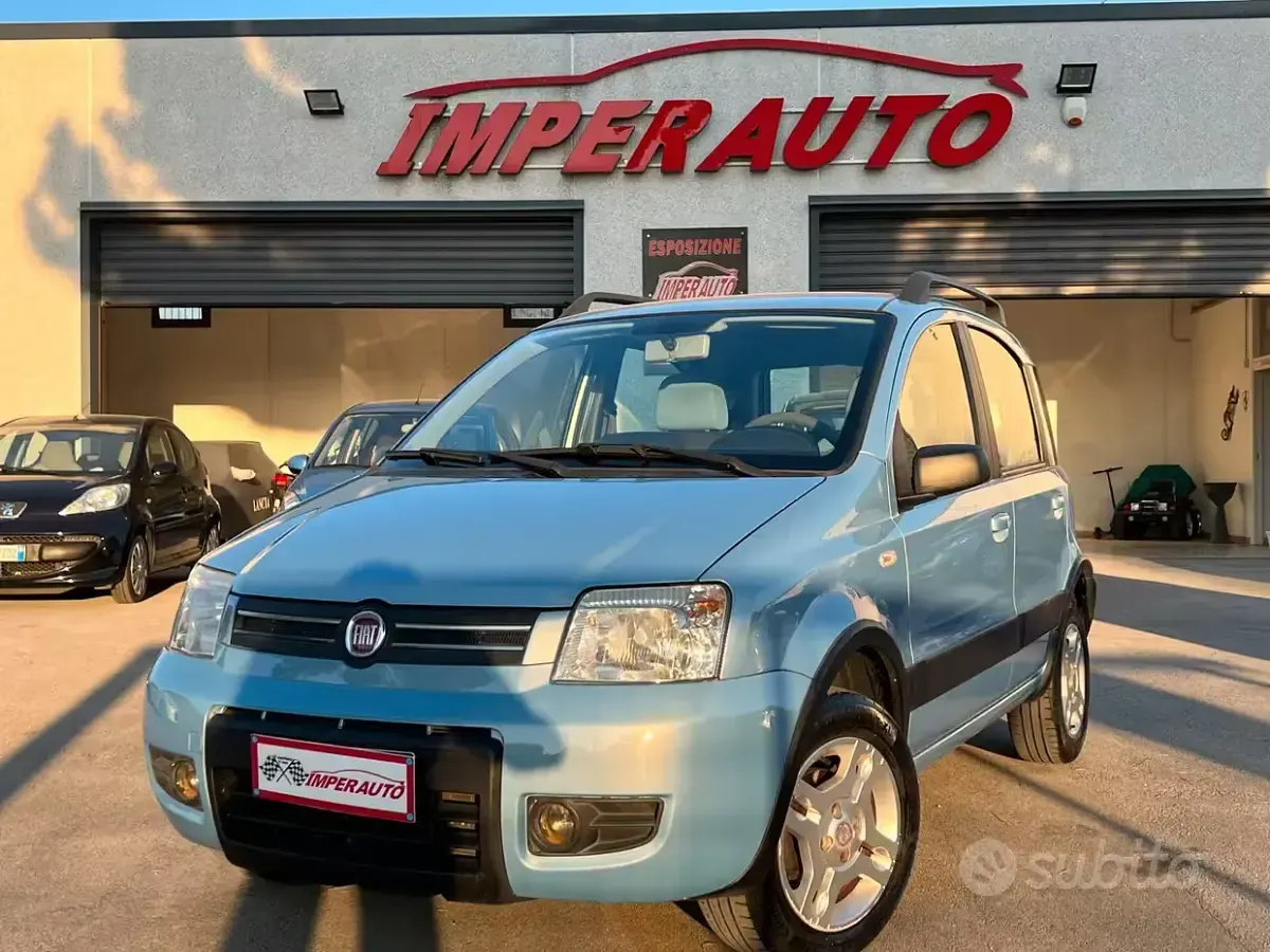 Usata Fiat Panda Climbing 60 CV (44 kW) 2009 Utilitaria