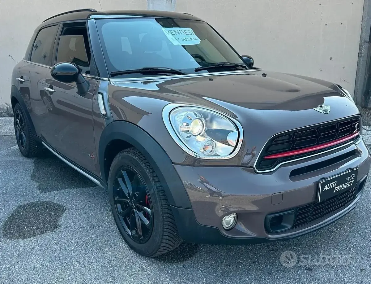 Usata Mini One D Countryman 143 CV (105 kW) 2014 Marrone SUV