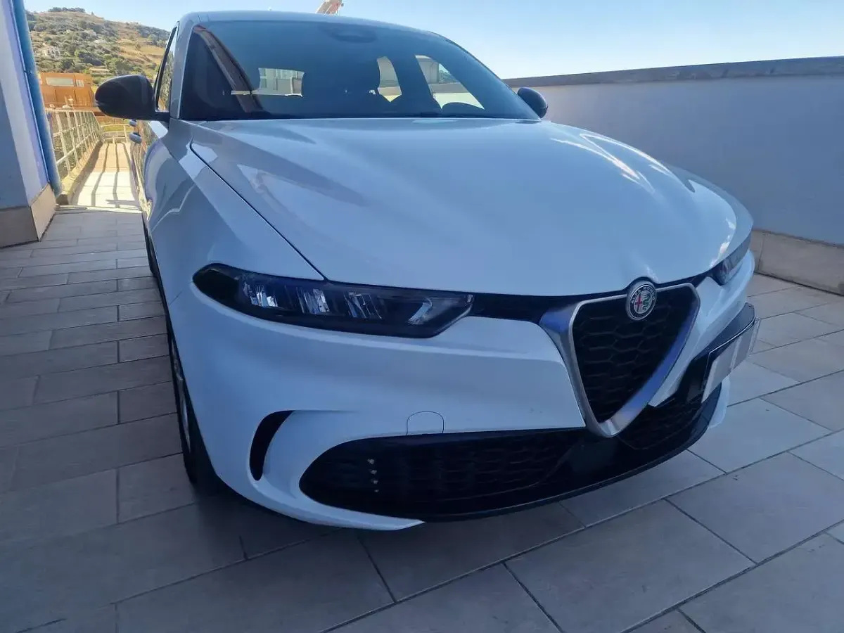 Usata Alfa Romeo Tonale Sprint 131 CV (96 kW) 2023 Bianco SUV