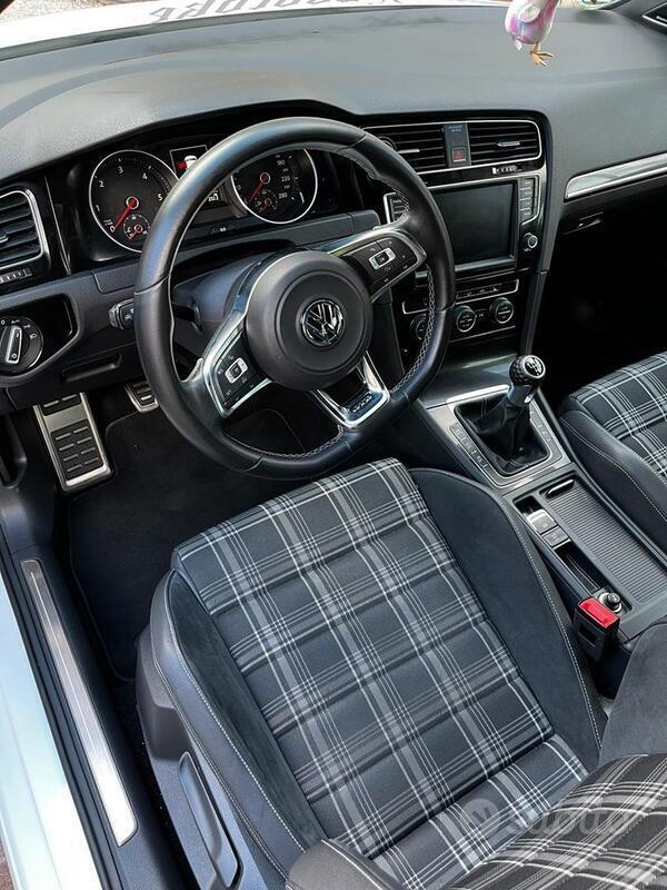 Usato 2013 VW Golf VII Diesel (17.900 €)