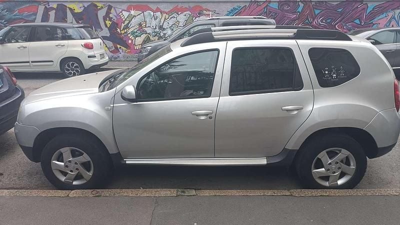 Usata Dacia Duster Lauréate 107 CV (78 kW) 2010 Argento SUV
