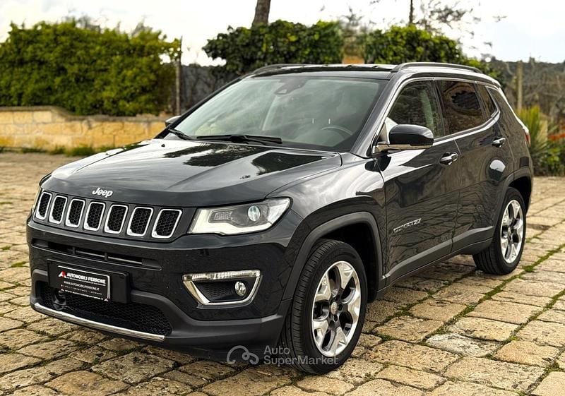 Usata Jeep Compass Limited 120 CV (88 kW) 2018 Grigio scuro SUV