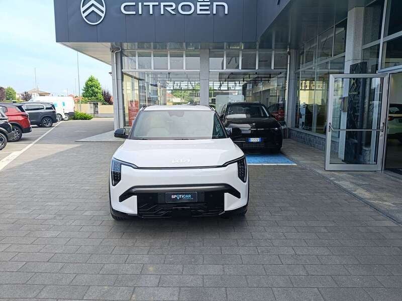 Nuova Kia EV3 GT-Line 150 kW (204 CV) 2025 Ivory silver matte SUV