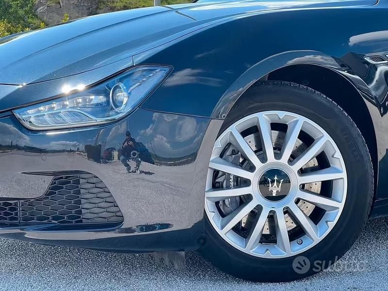 Usata Maserati Ghibli 250 CV (183 kW) 2016 Nero Berlina