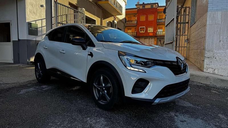 Usata Renault Captur Business 101 CV (74 kW) 2020 Beige SUV