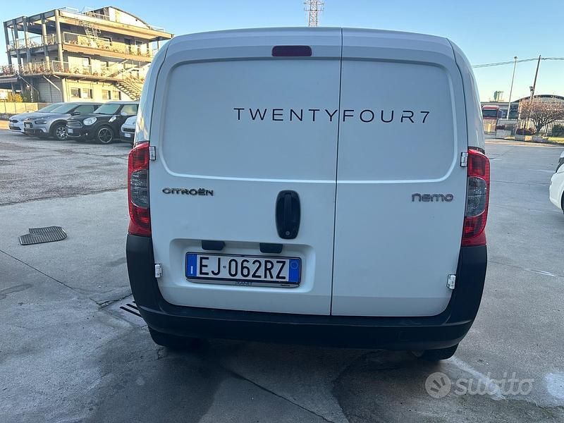 Usata Citroën Nemo 75 CV (55 kW) 2011 Bianco Monovolume