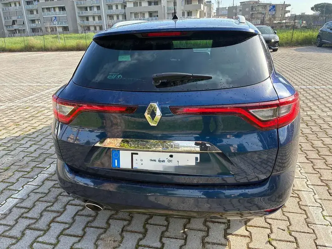 Usata Renault Mégane IV Intens 110 CV (80 kW) 2016 Blu/azzurro Station wagon
