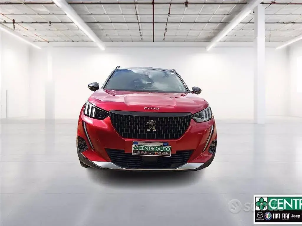 Usata Peugeot 2008 GT 155 CV (114 kW) 2020 Rosso metallizzato SUV