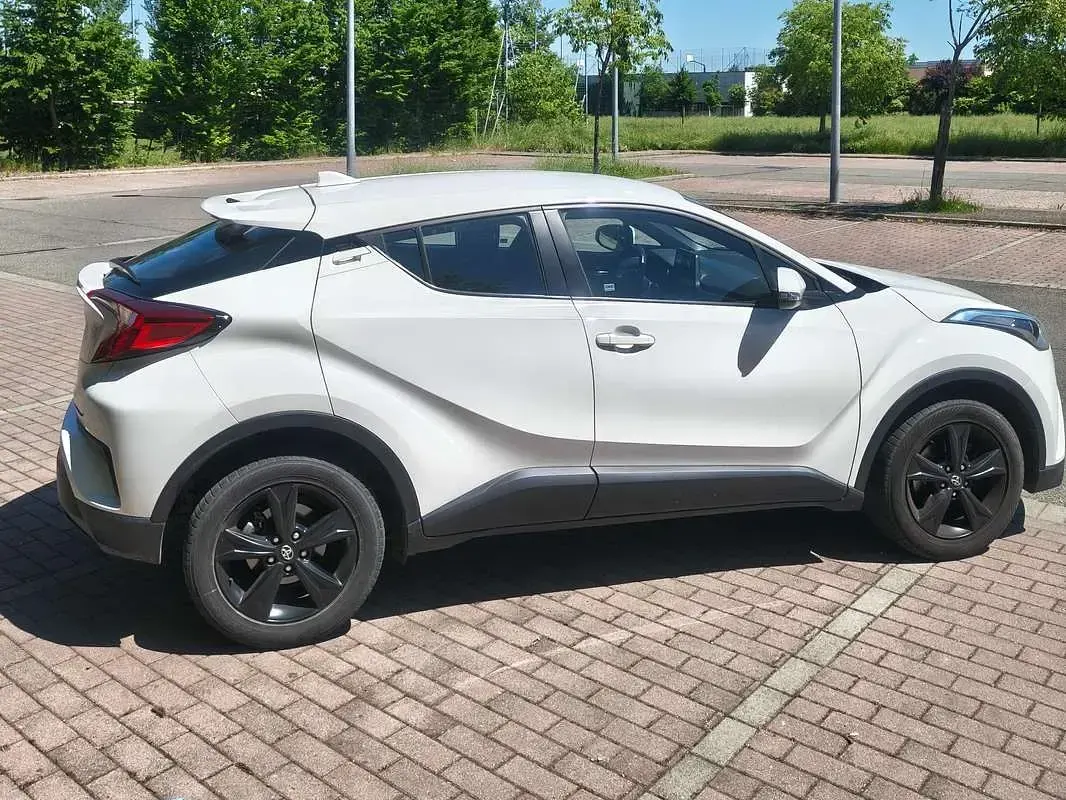 Occasion Toyota C-HR Active 116 PK (85 kW) 2017 Wit SUV