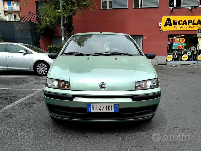 Usata Fiat Punto 60 CV (44 kW) 2000 Verde Utilitaria