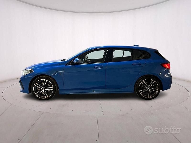 Usata BMW 116 M Sport 116 CV (85 kW) 2020 Blu Utilitaria