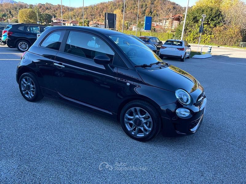 Usata Fiat 500 Connect 69 CV (50 kW) 2021 Nero Utilitaria
