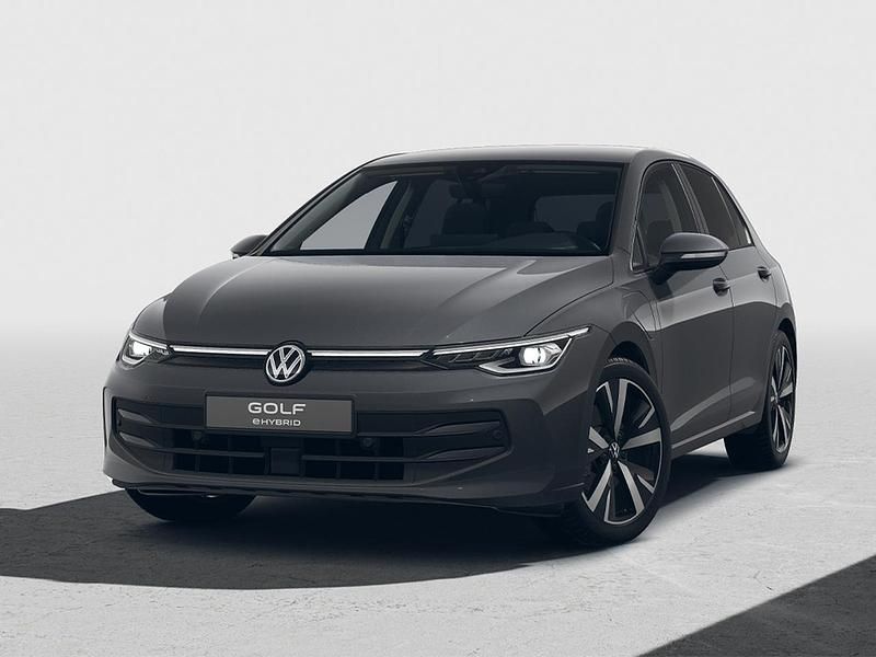 Grigio Nuova 2025 VW Golf VIII Edition Tre volumi | 37.000 € (Buon prezzo) - Immagine 1/4