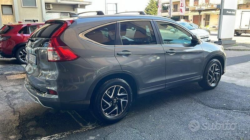 Usata Honda CR-V Elegance Plus 120 CV (88 kW) 2016 Grigio SUV