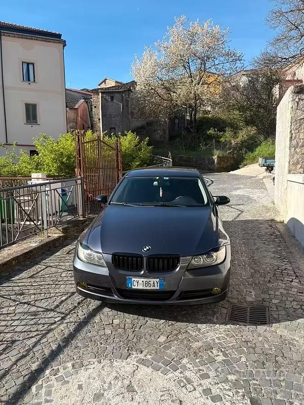 Usata BMW 320 163 CV (119 kW) 2005 Grigio Berlina